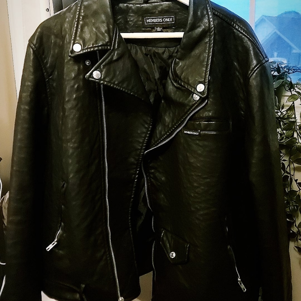 MEMBERS ONLY leather jacket size large